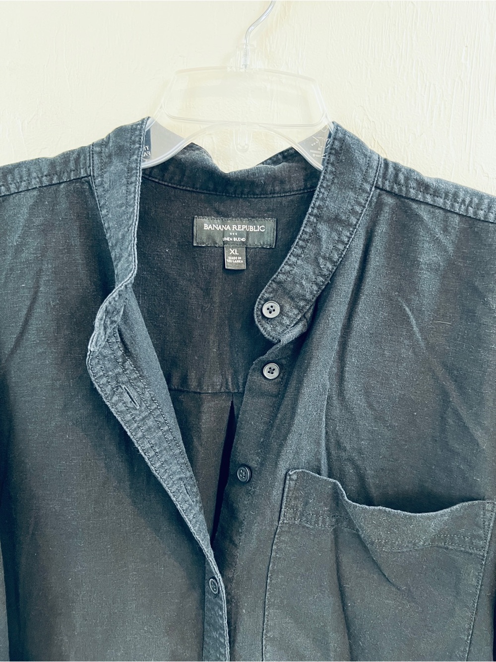 Banana Republic Black Linen Button-Up Shirt - Picture 2 of 7
